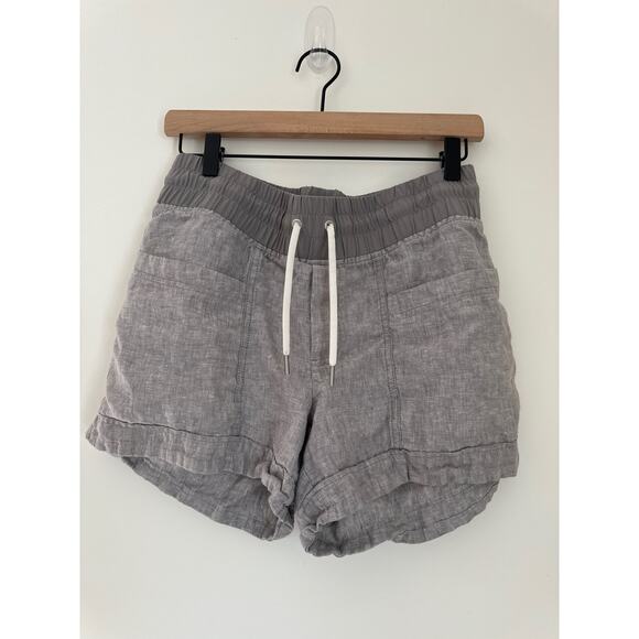 Athleta Linen Cabo Shorts 4" in Gray. Size 6 - Picture 1 of 4
